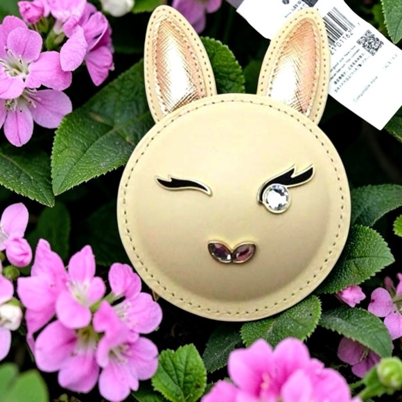 kate spade Accessories - Kate Spade Bun Bun Rare 3D coin purse key fob NWT limited edition novelty